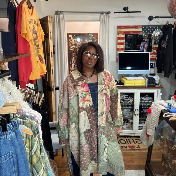 Magnolia Pearl Yrsa Quilted Kimono - Picture 6 of 6